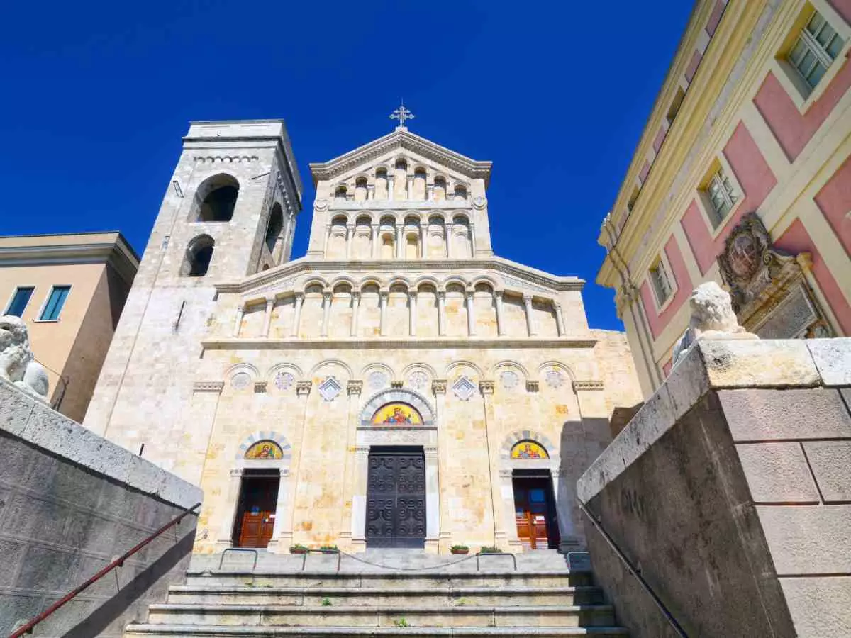 Il Duomo di Cagliari: viaggio nel cuore sacro della città