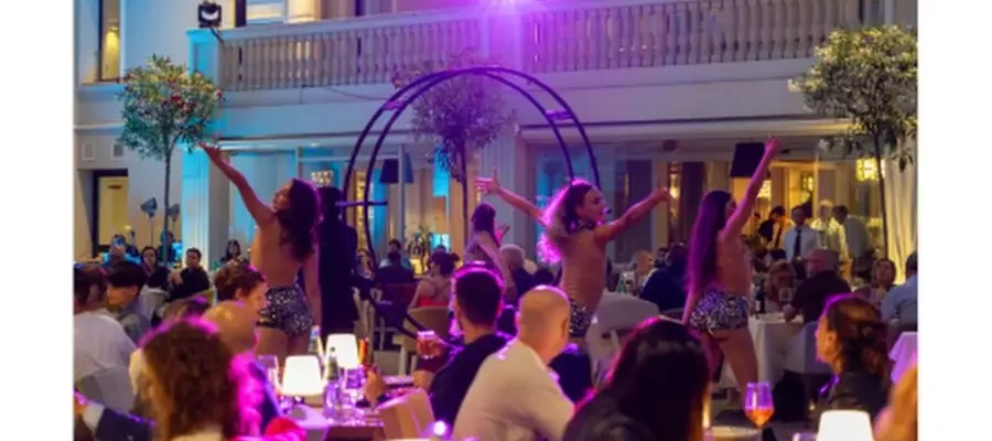Crazy in Love a Palazzo Doglio torna il dinner show