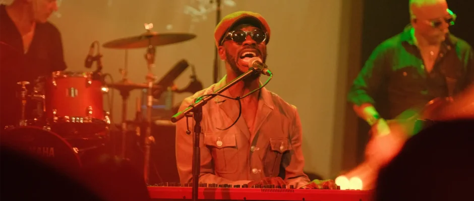Concerto tributo The Stevie Wonder Celebration con band live al Teatro Massimo.