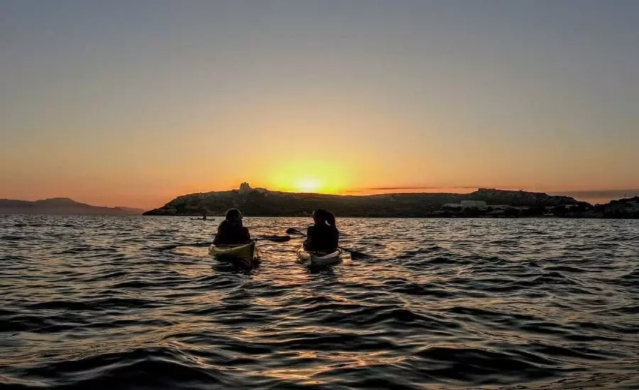 In Kayak alla Sella del Diavolo: Natura, Mare e Storia al Tramonto
