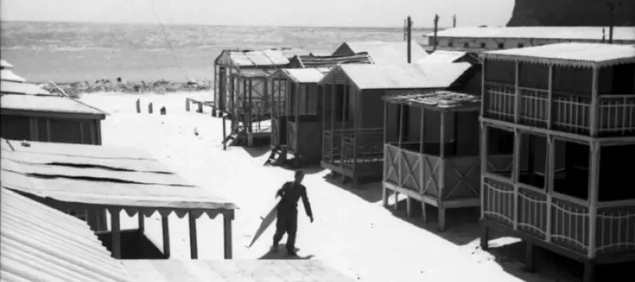 "Poetto Vintage": La Storia della Spiaggia dei Centomila in una Serata Speciale