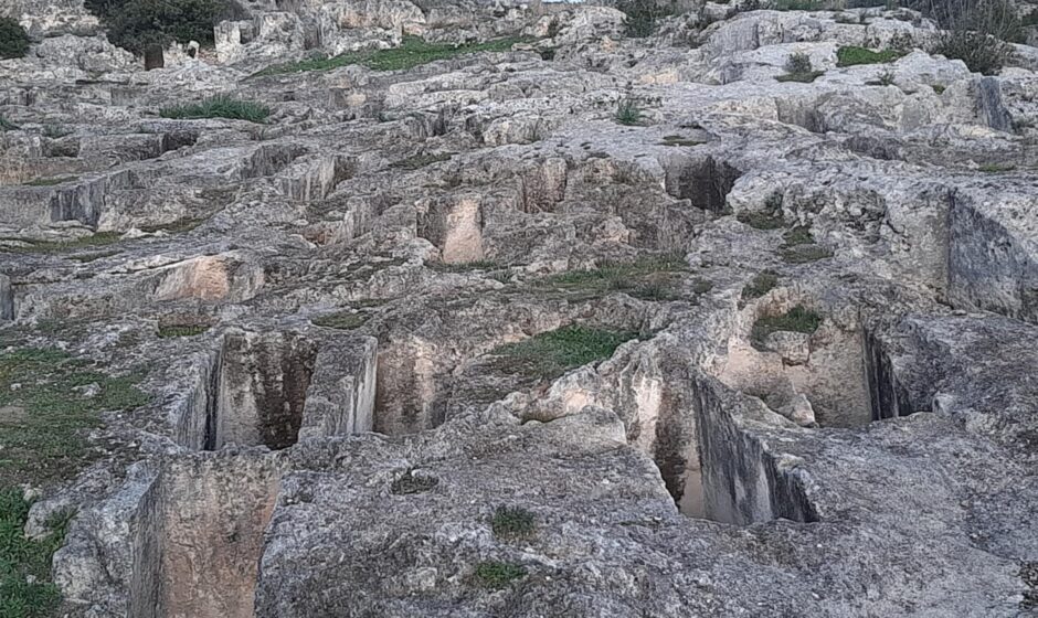 Tuvixeddu: Culti, Misteri e Storia della più grande necropoli del Mediterraneo