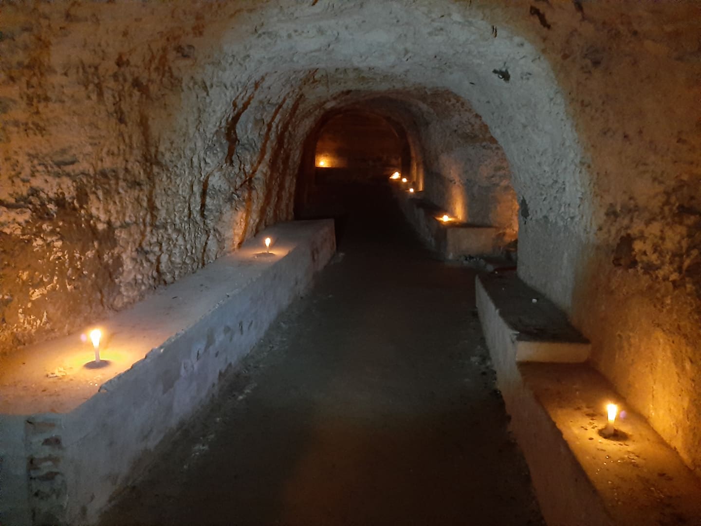 Visita guidata ai sotterranei di Cagliari: ipogei, rifugi e storia nascosta – Sabato 9 Maggio